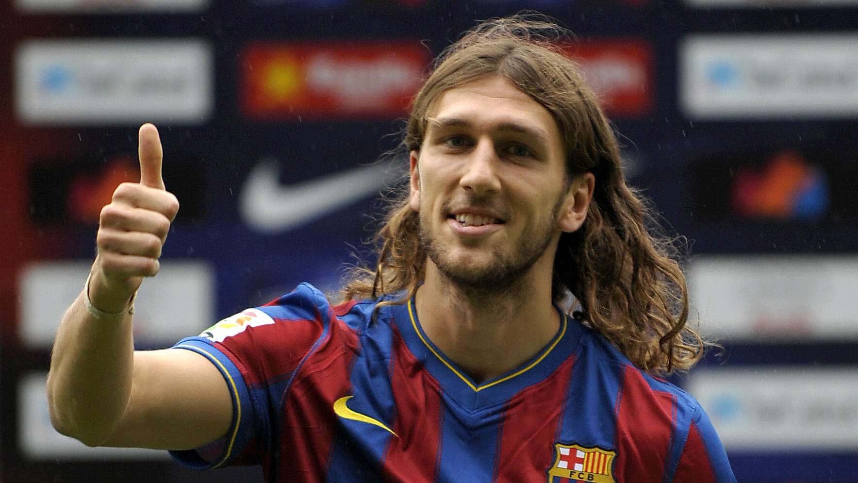 他的成就不 他的成就不